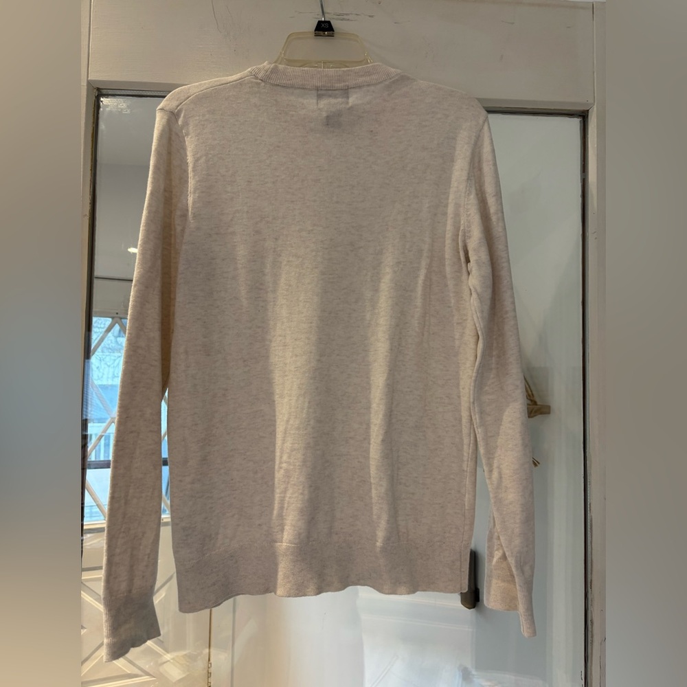 H&M Women’s Crewneck Sweater‎ in Oatmeal - Picture 3 of 4